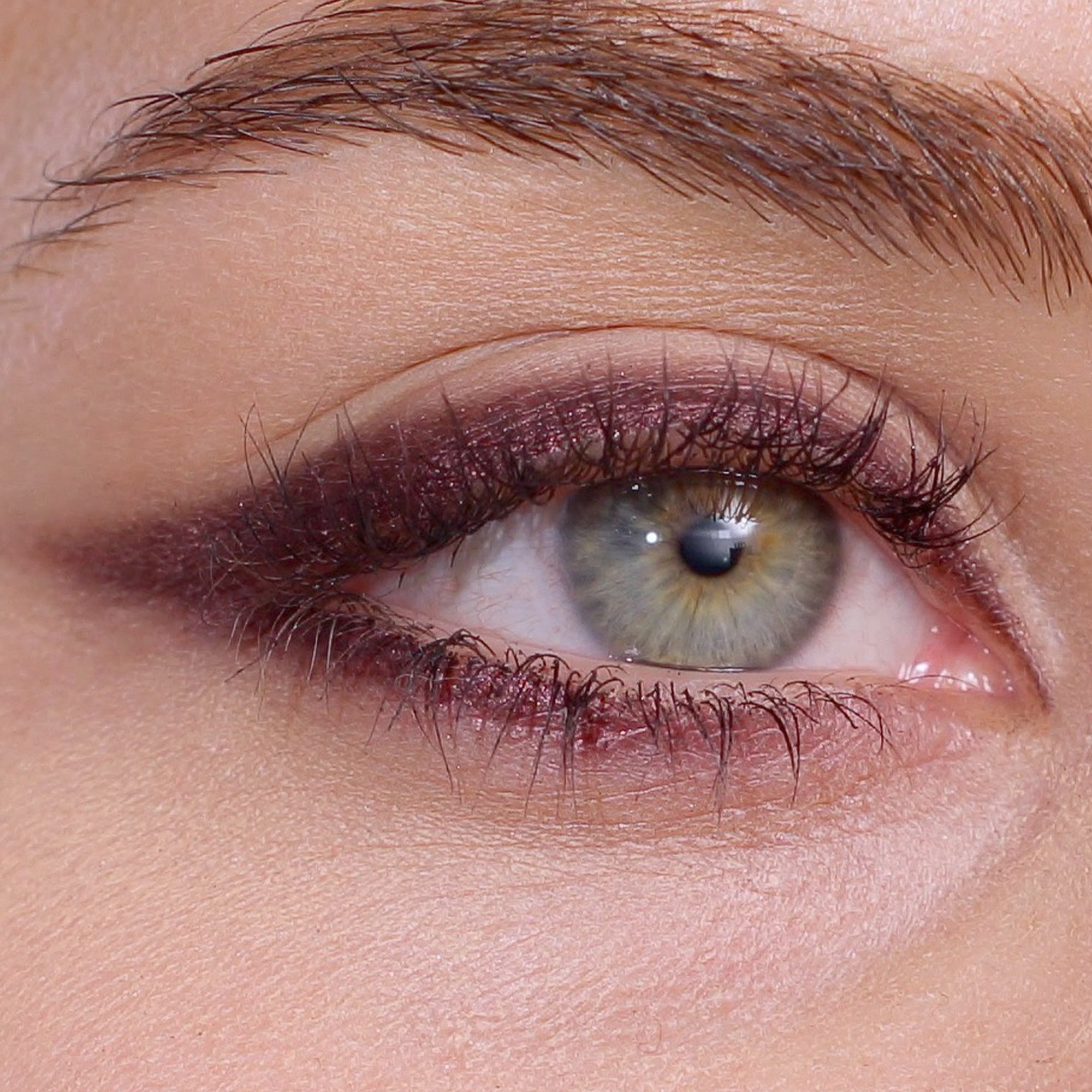 Velvet Love Eyeliner Pencil (Metallic Aubergine)