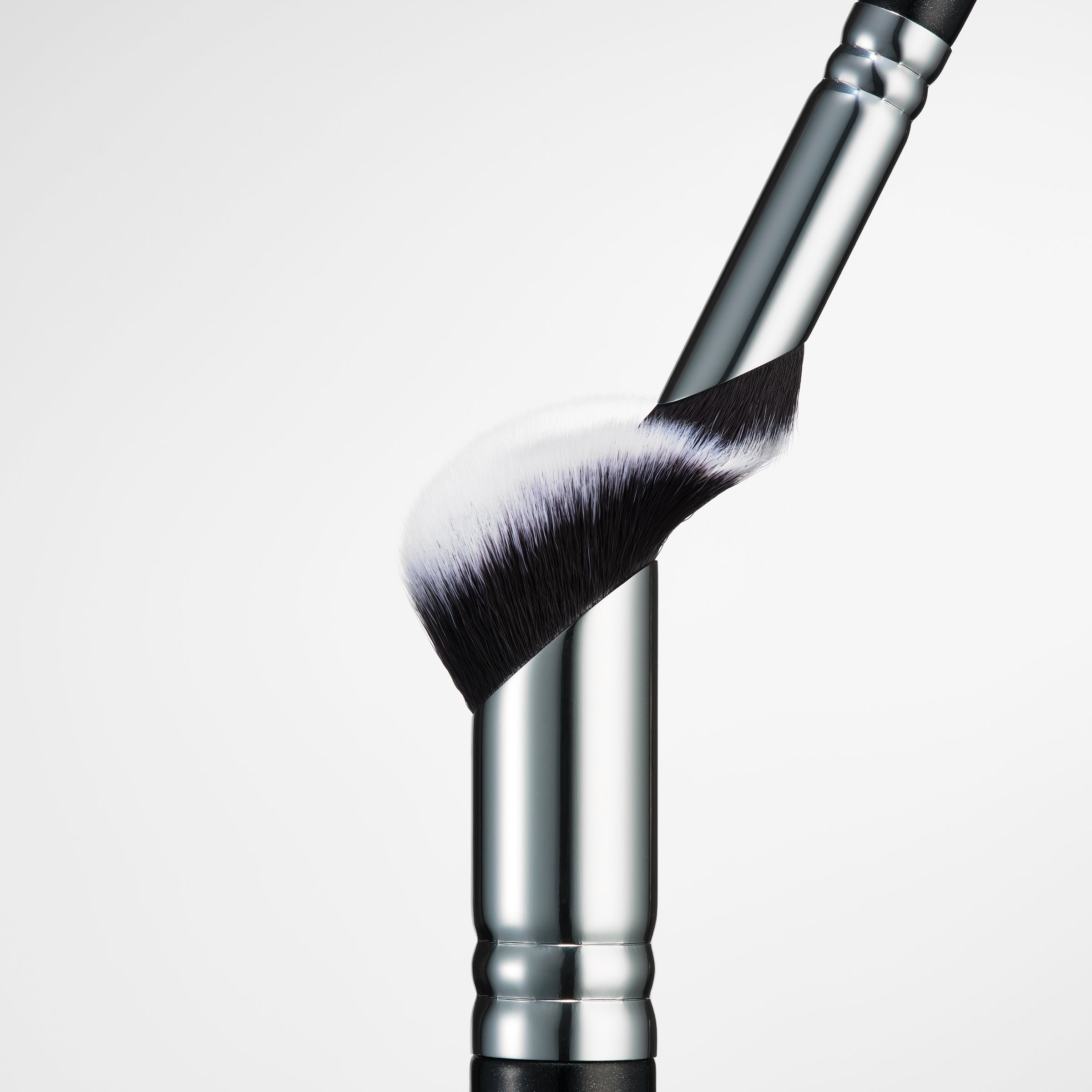 118 Fluid Touch & Blend Brush