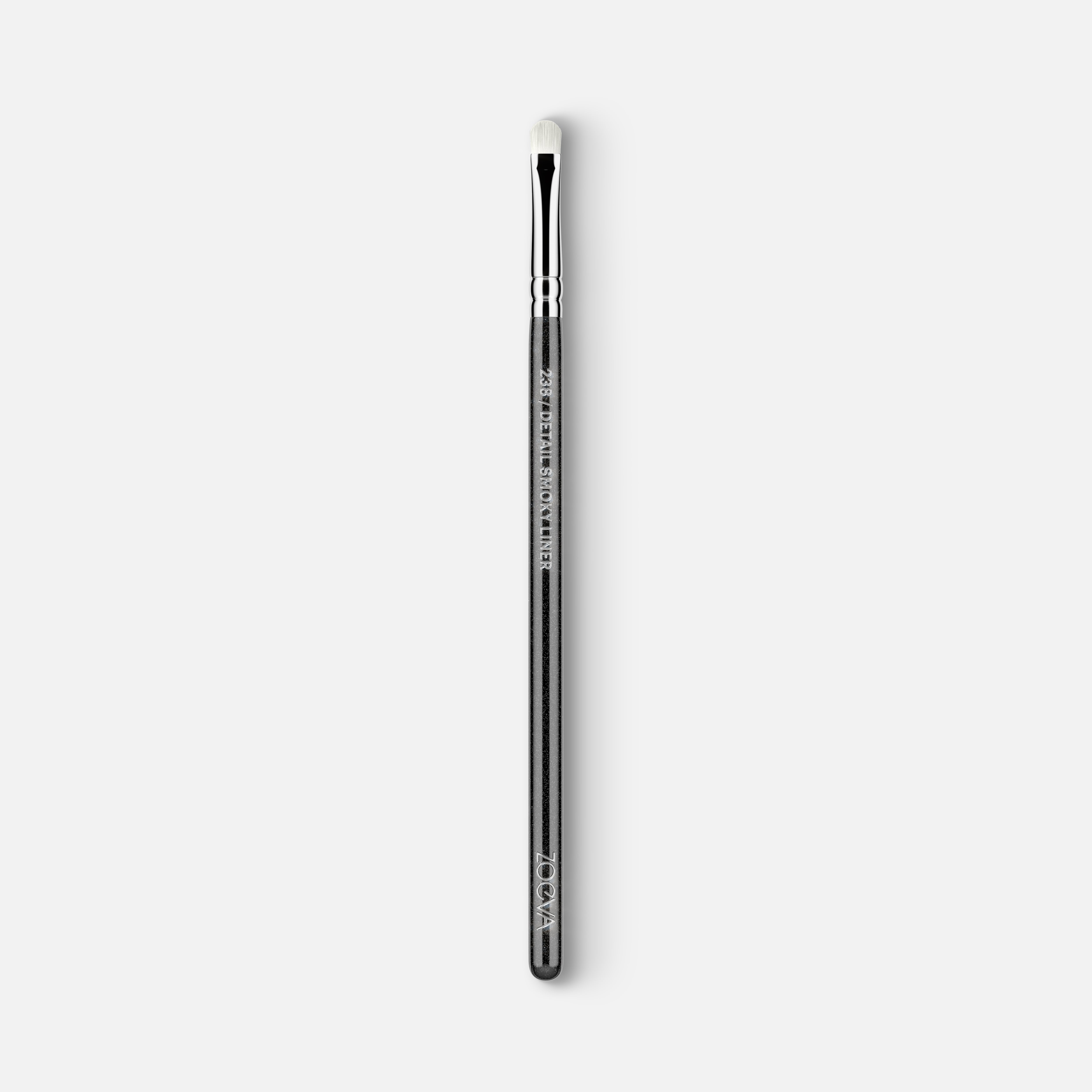 238 Detail Smoky Liner Brush