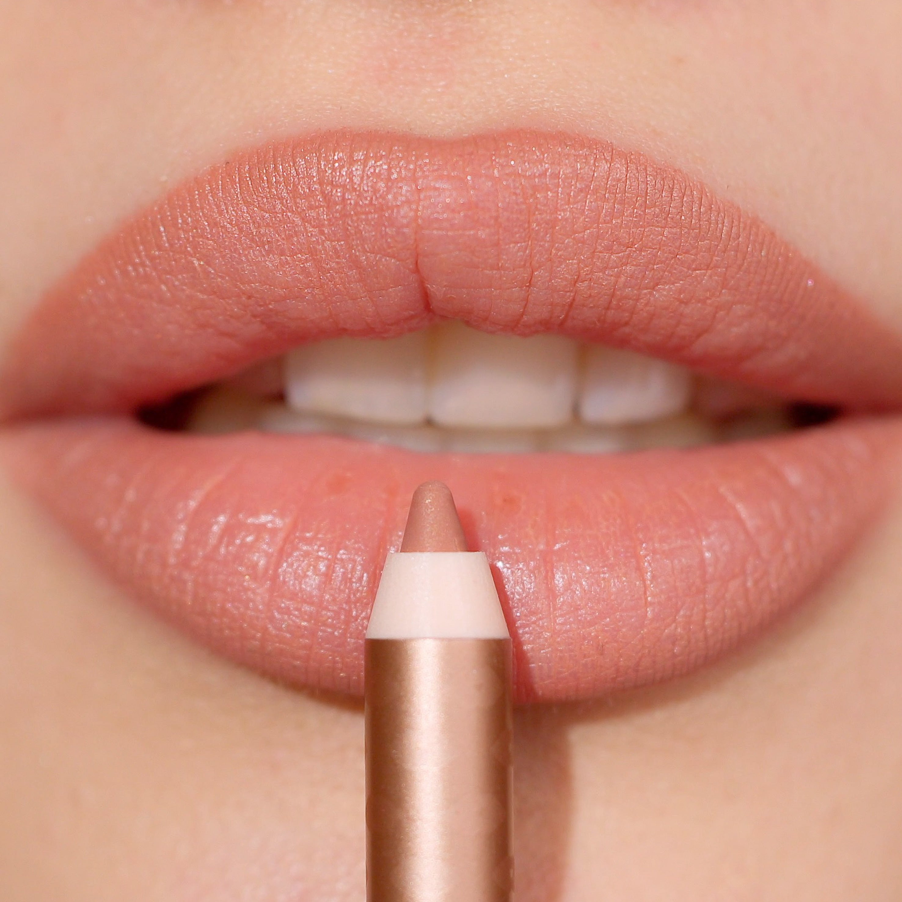 Velvet Love Lip Liner (Zoe)