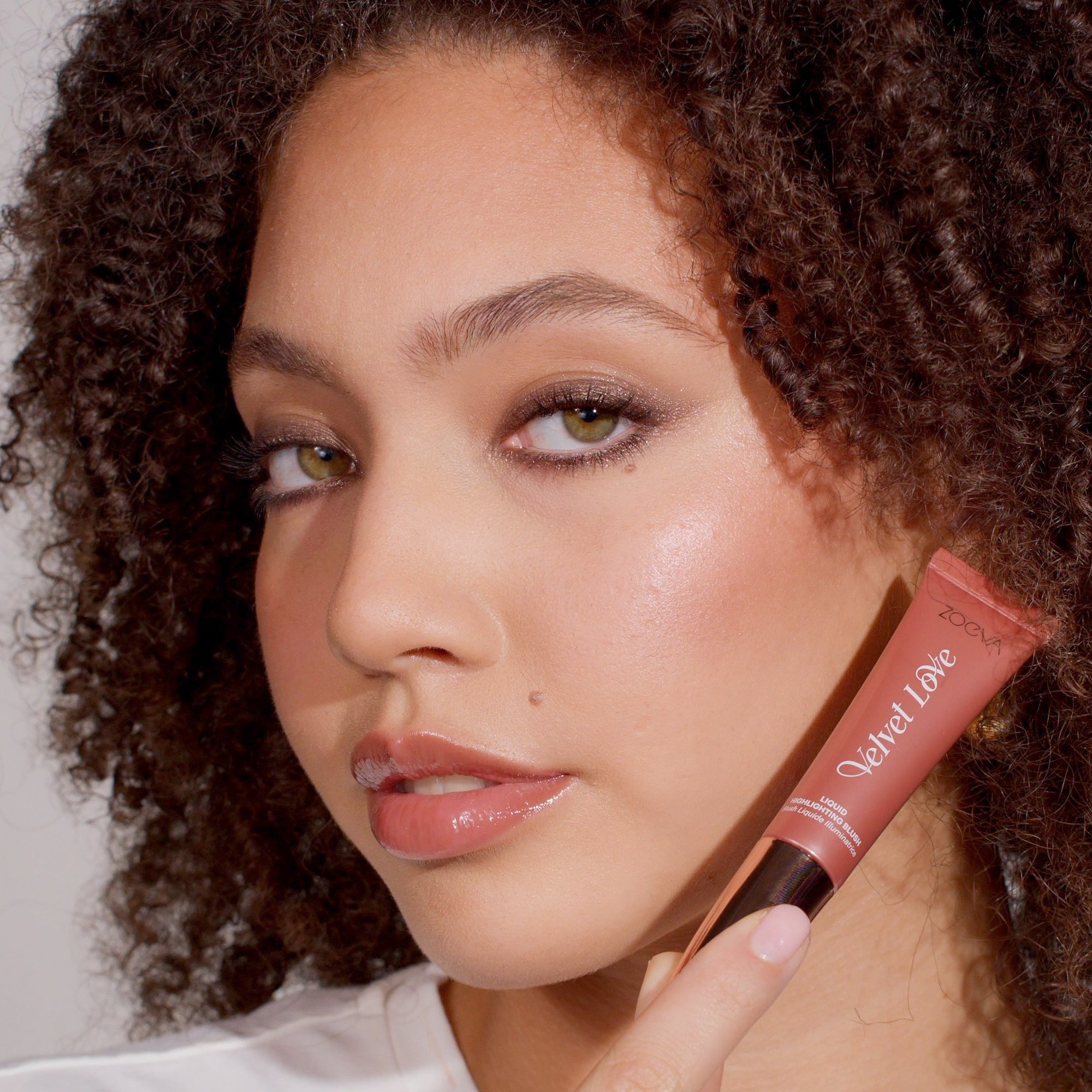 Velvet Love Liquid Highlighting Blush (Peach Nectar)