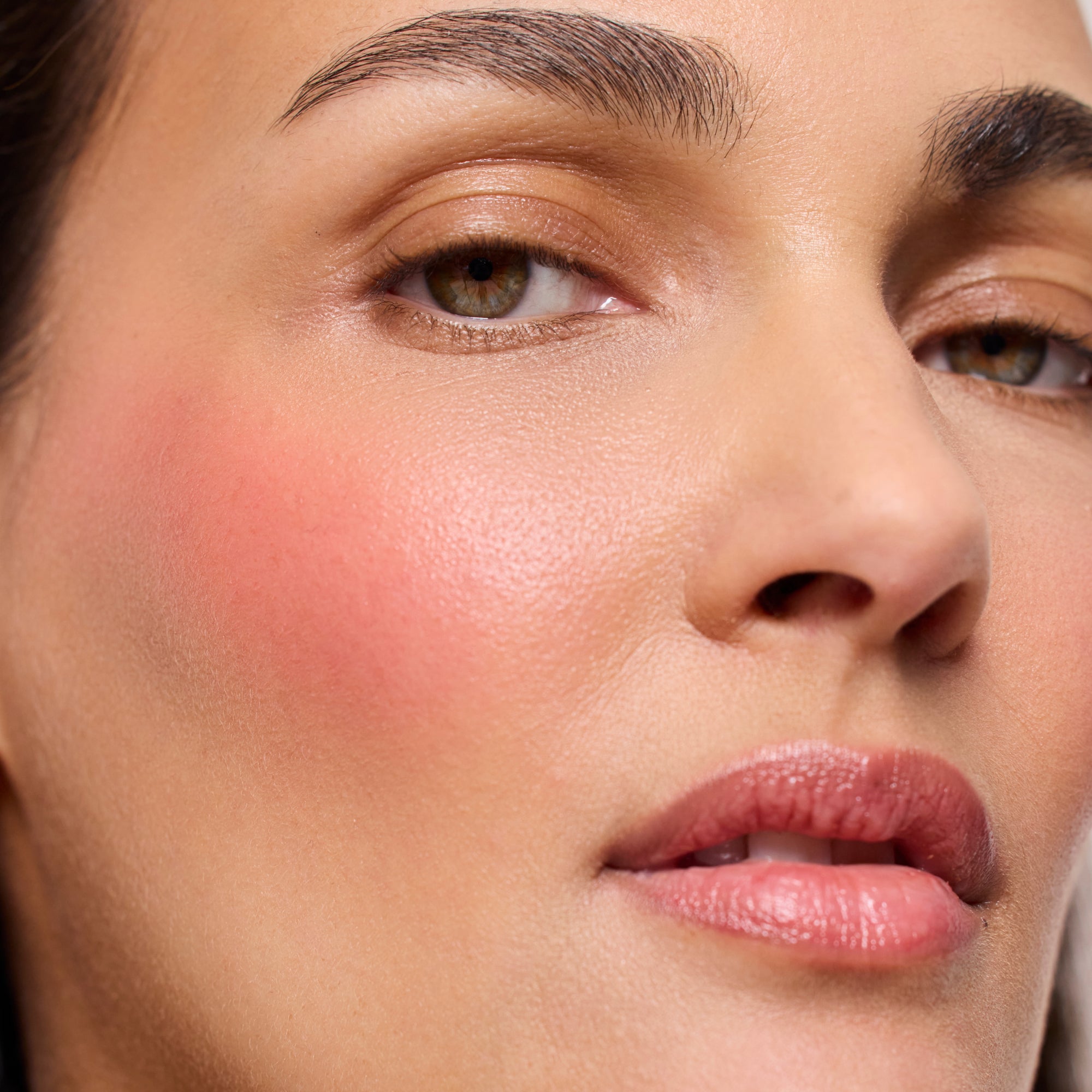Velvet Love Blush Balm (Sour Cherry)
