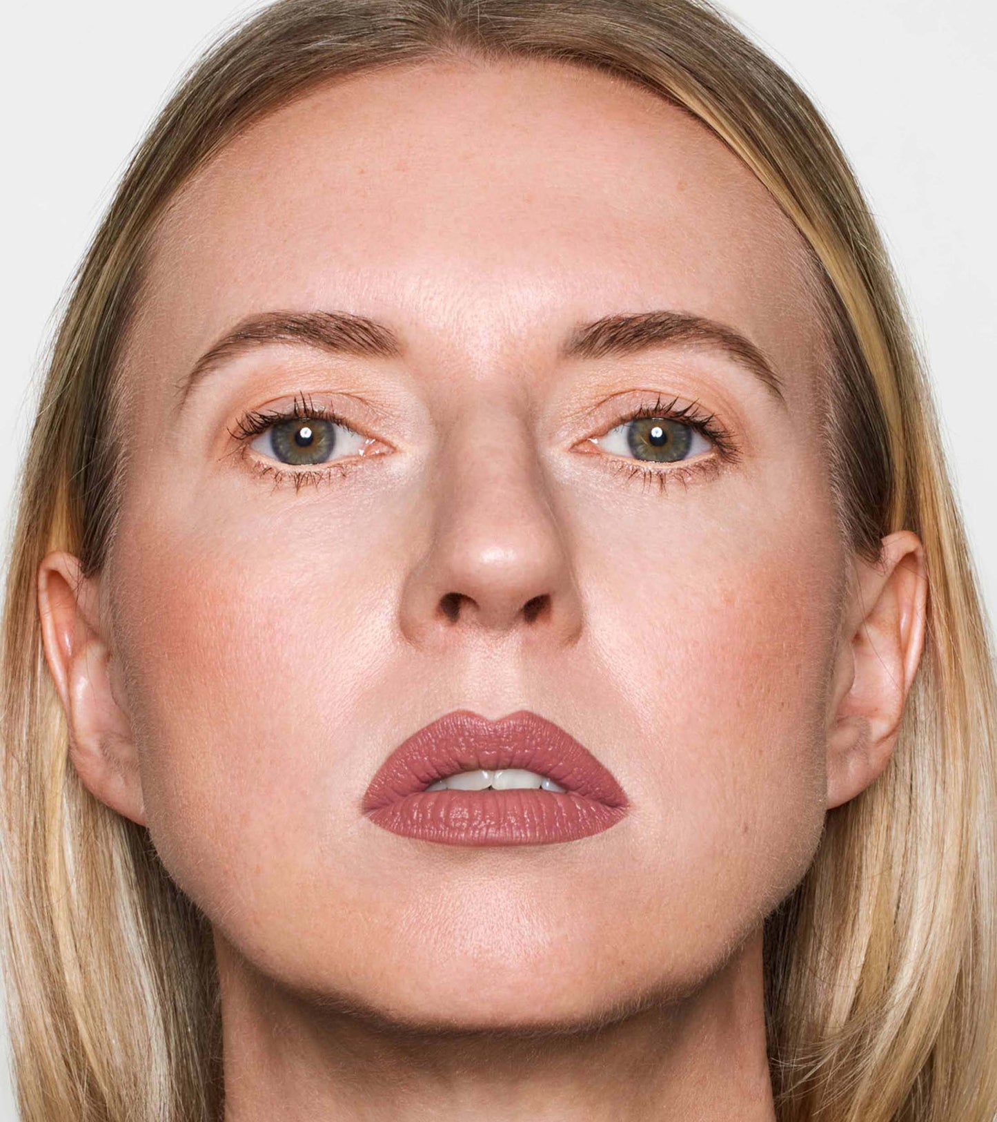 Velvet Love Matte Hyaluronic Long-Lasting Lipstick (Zoe) Expanded Image 4