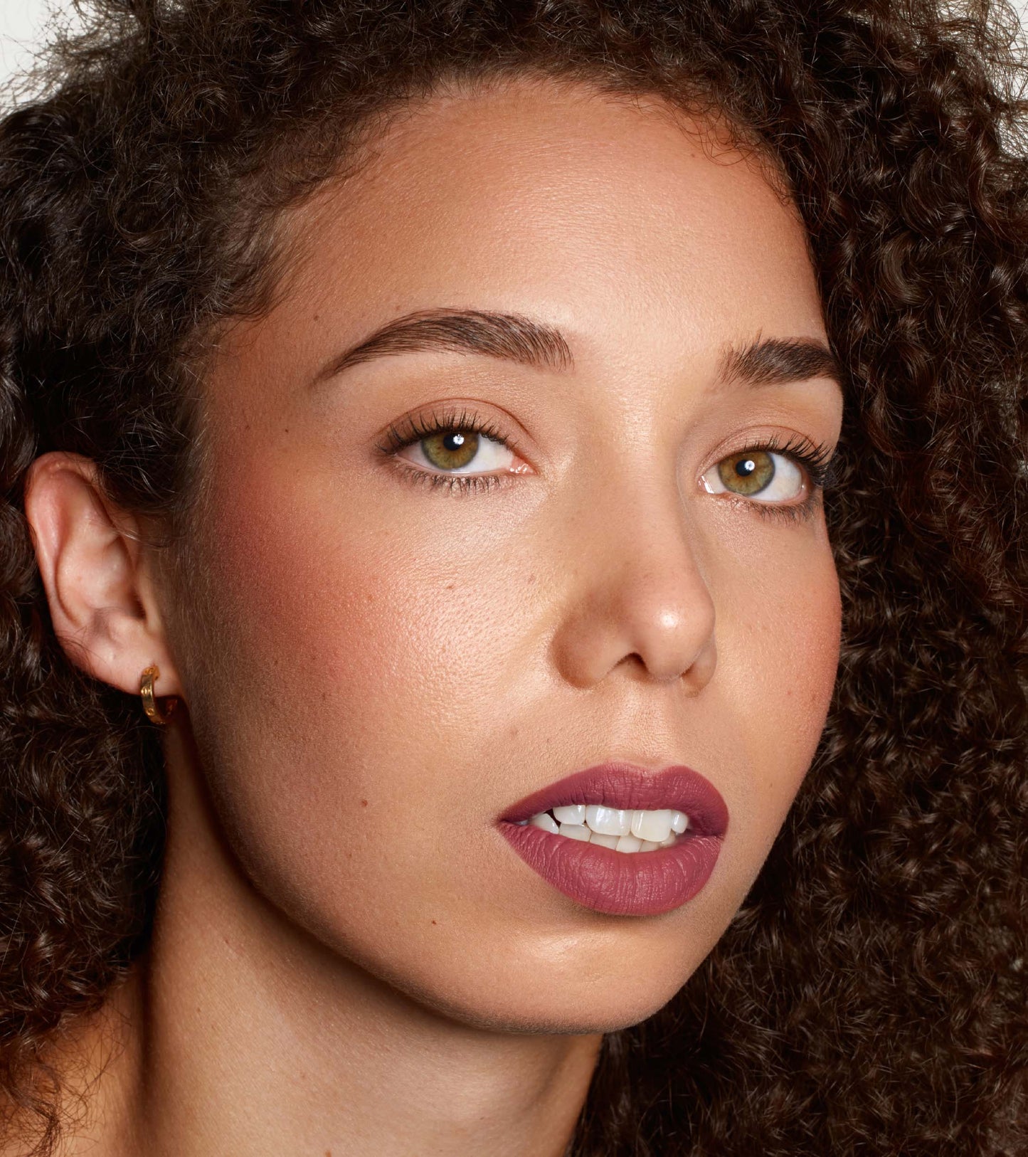 Velvet Love Lip Liner (Selin) Expanded Image 2