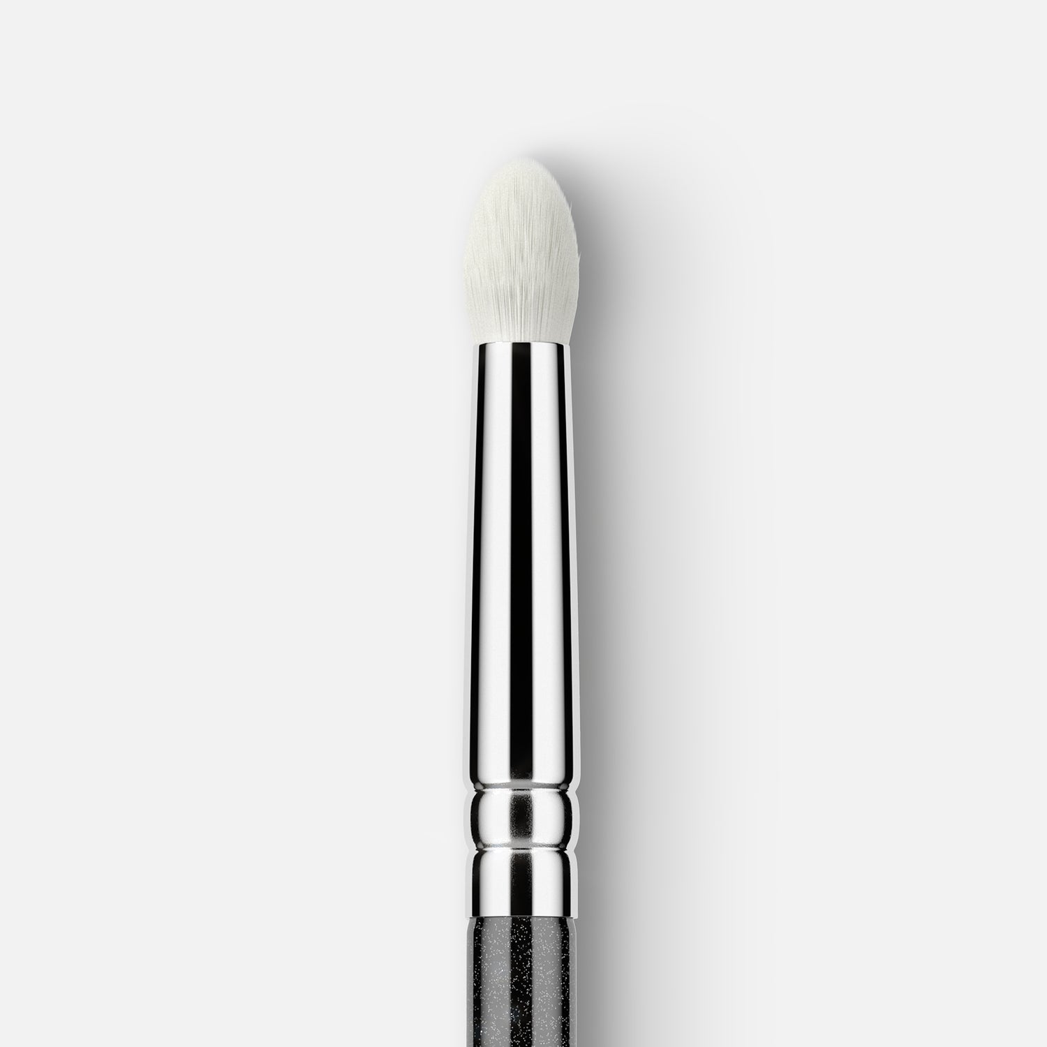 231 Detail Crease Definer Brush Main Image featured