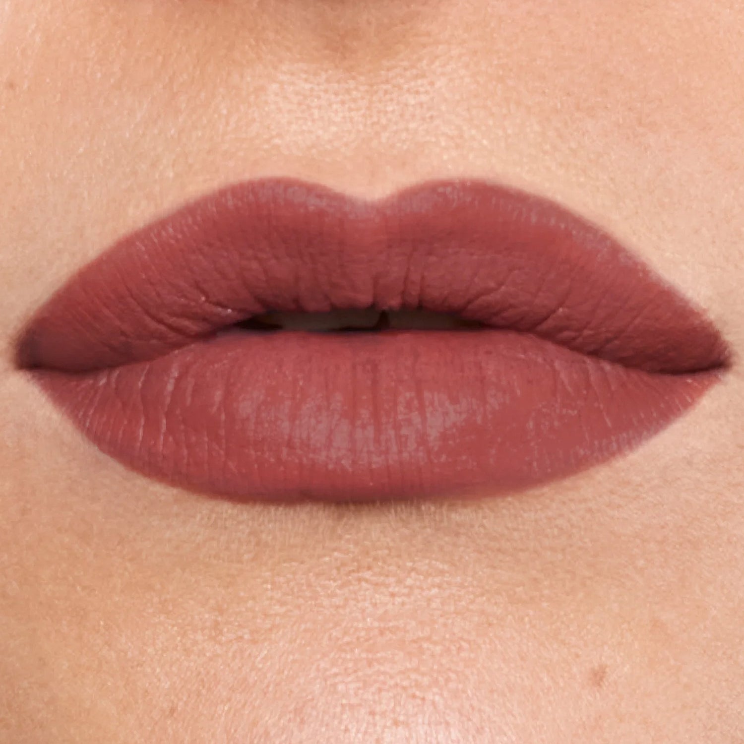 Velvet Love Matte Hyaluronic Long-Lasting Lipstick (Selin) Main Image featured