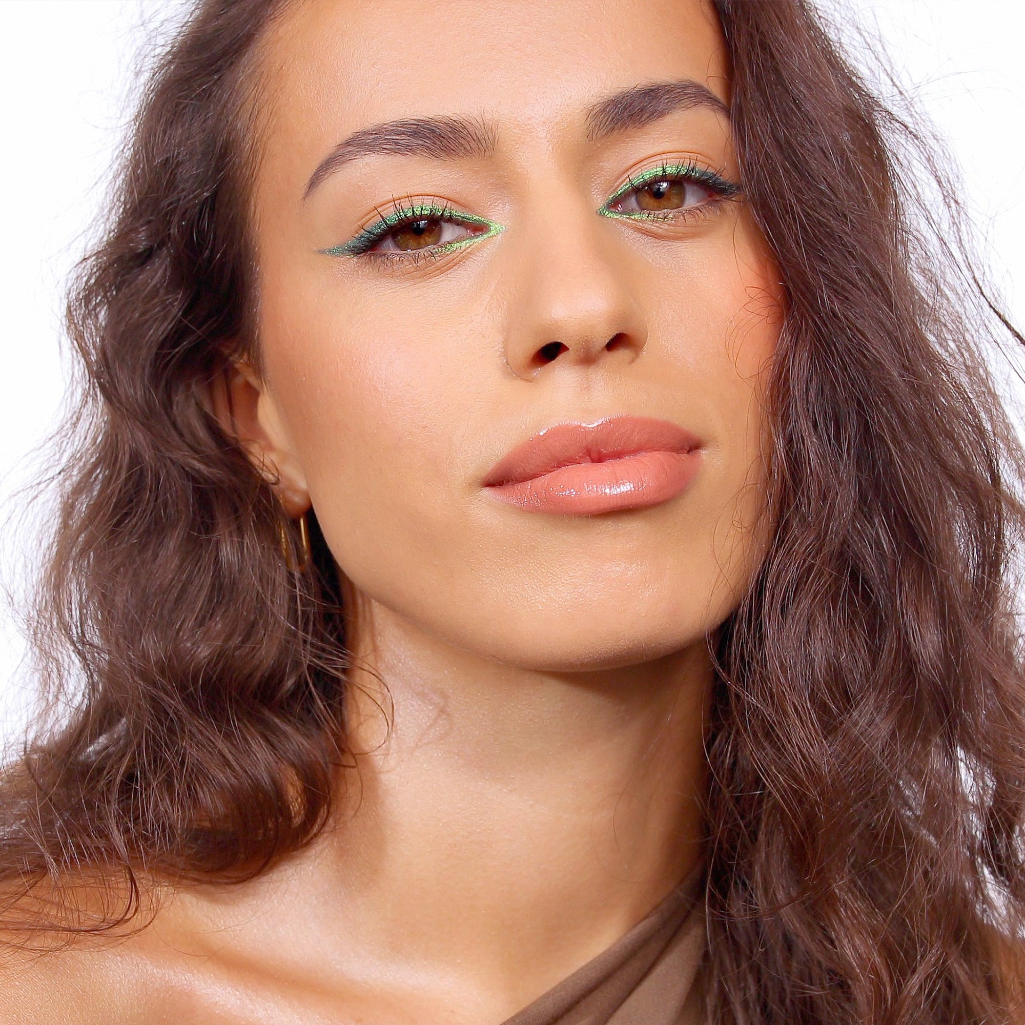 Velvet Love Eyeliner Pencil (Metallic Aegean Pearl)