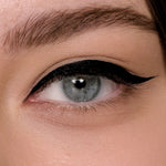 Velvet Love Long-Wear Gel Eyeliner (Black) Preview Image 2