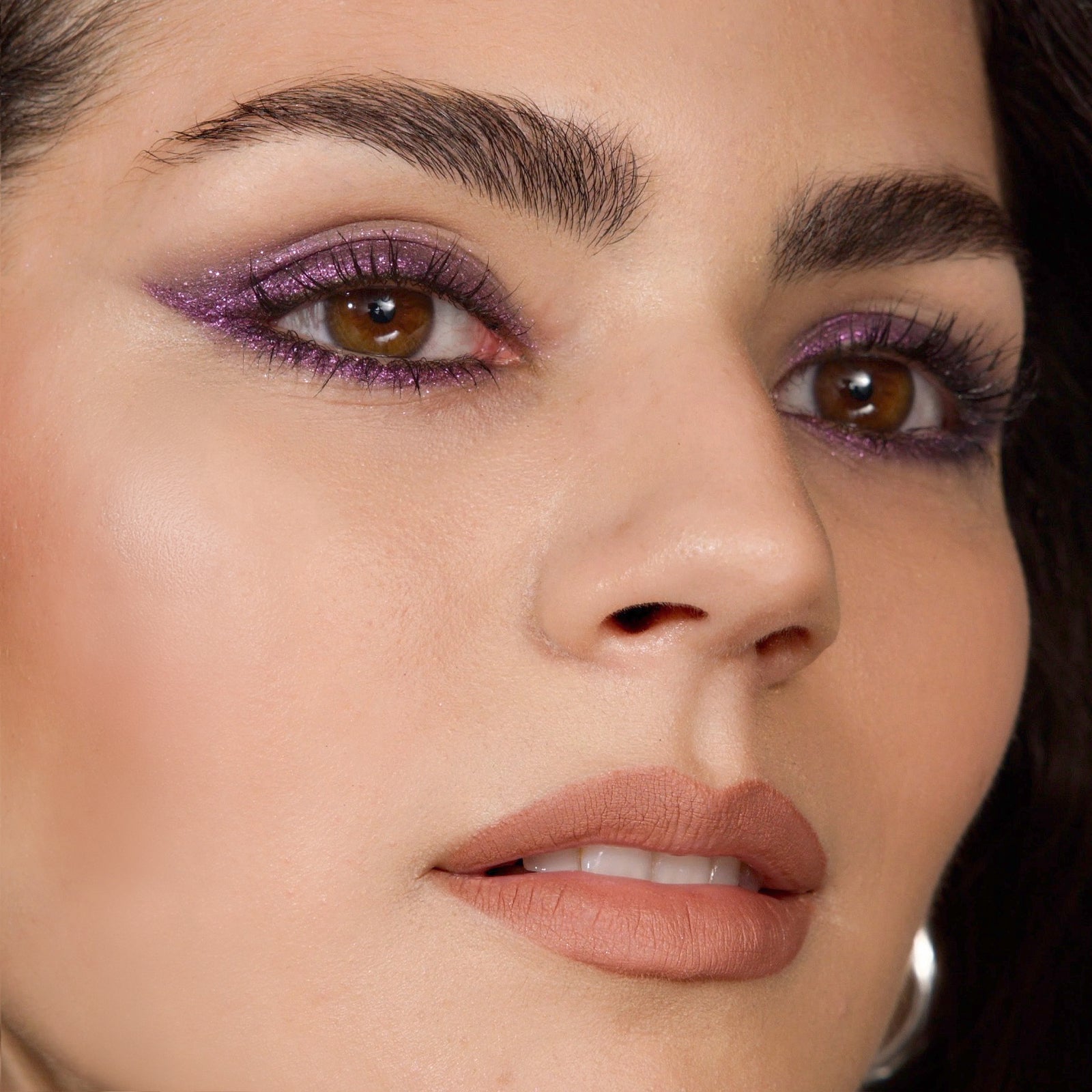 Velvet Love Eyeliner Pencil (Metallic Amethyst)