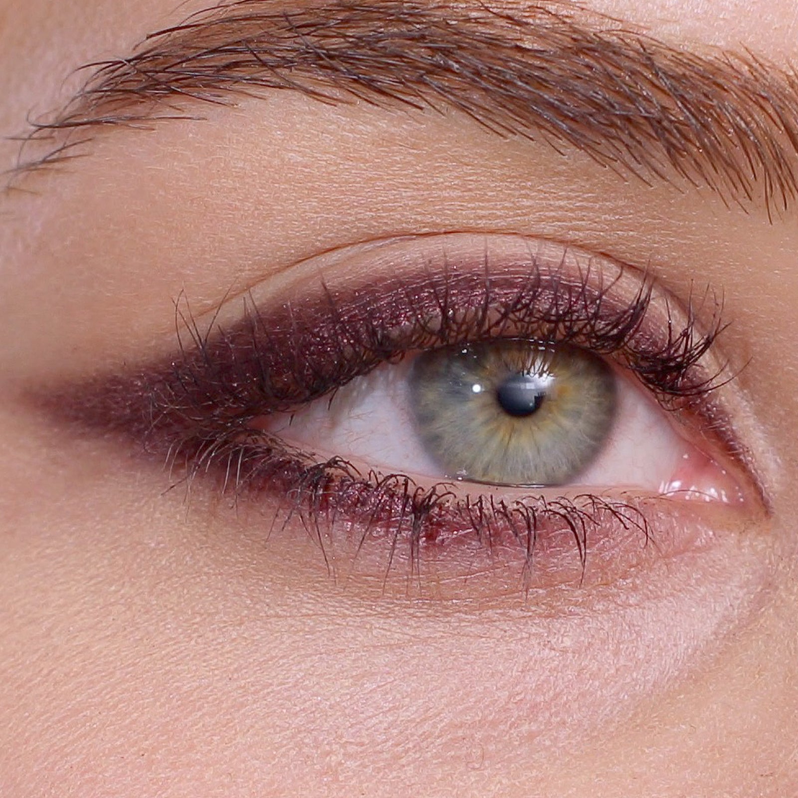 Velvet Love Eyeliner Pencil (Metallic Aubergine)
