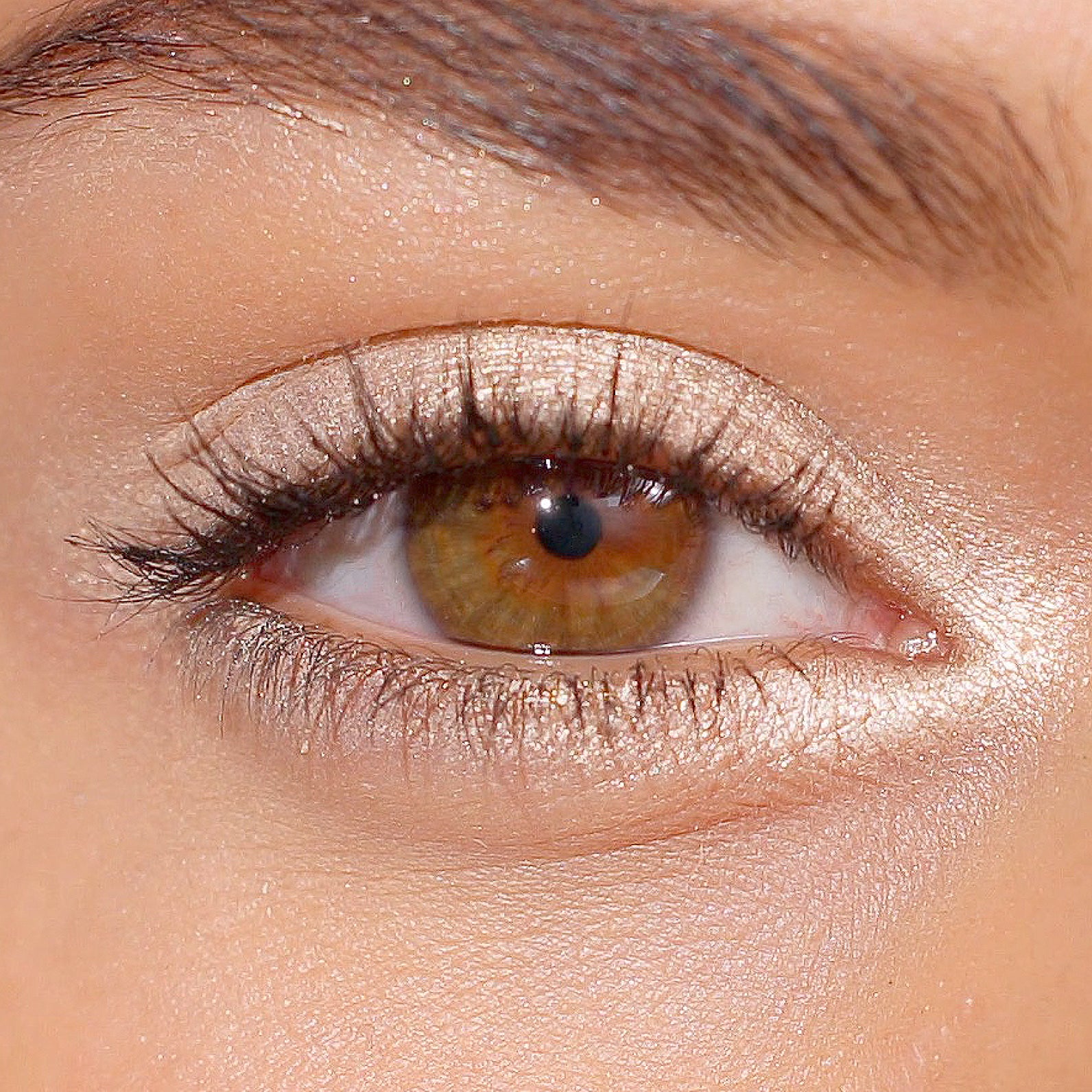 Velvet Love Eyeliner Pencil (Metallic Champagne)