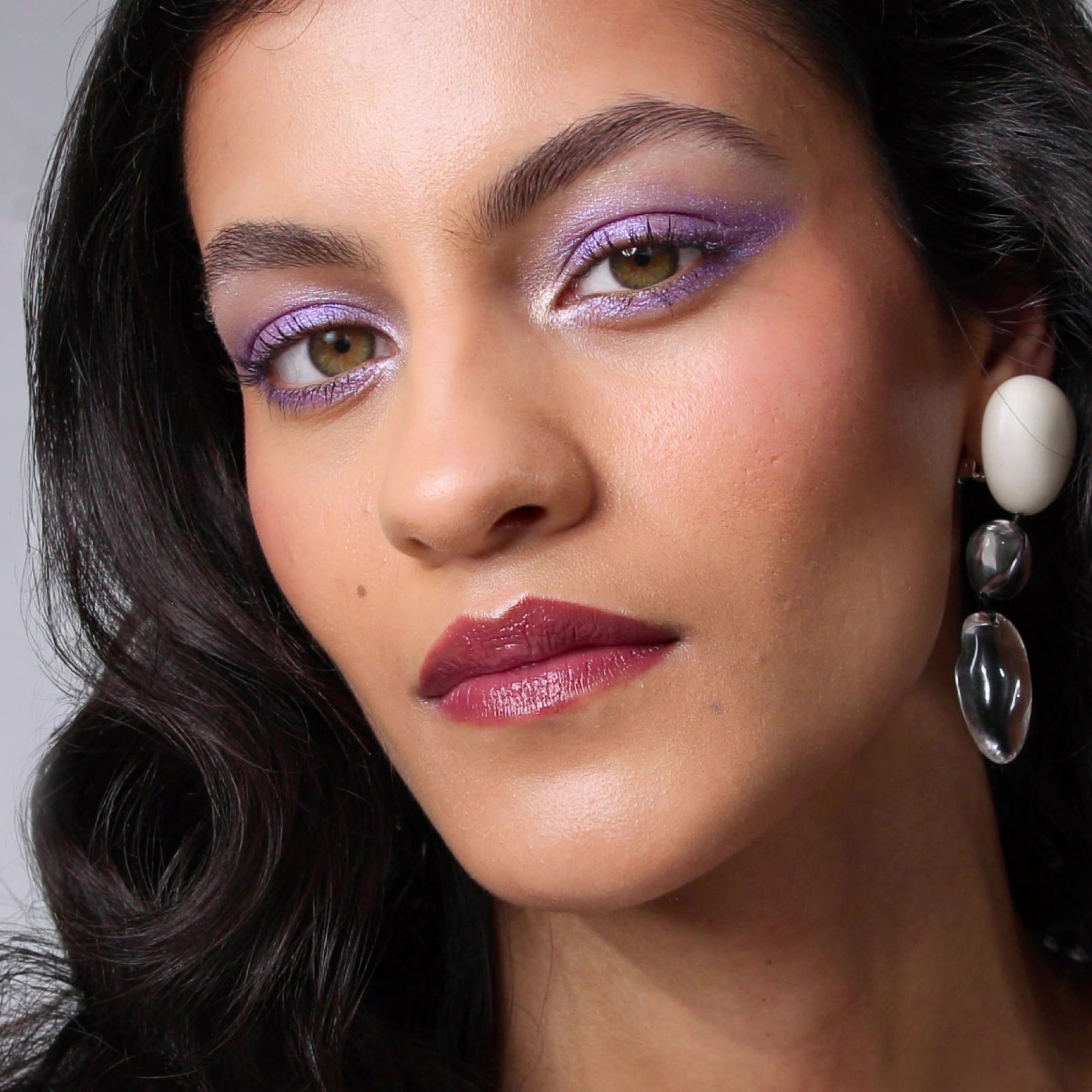 Velvet Love Eyeliner Pencil (Metallic Lavender)