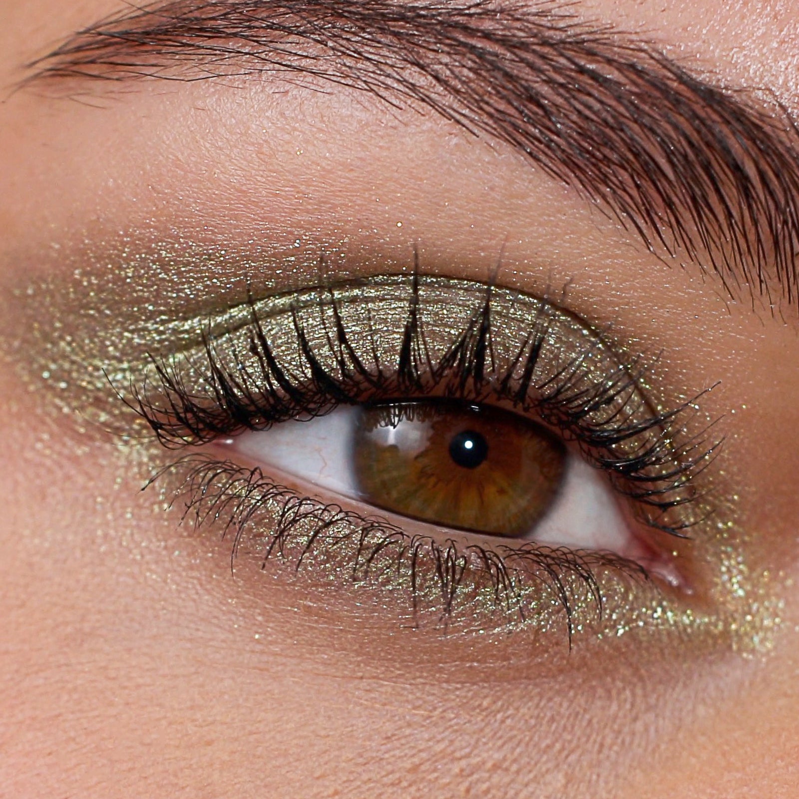 Velvet Love Eyeliner Pencil (Metallic Lime Quartz)