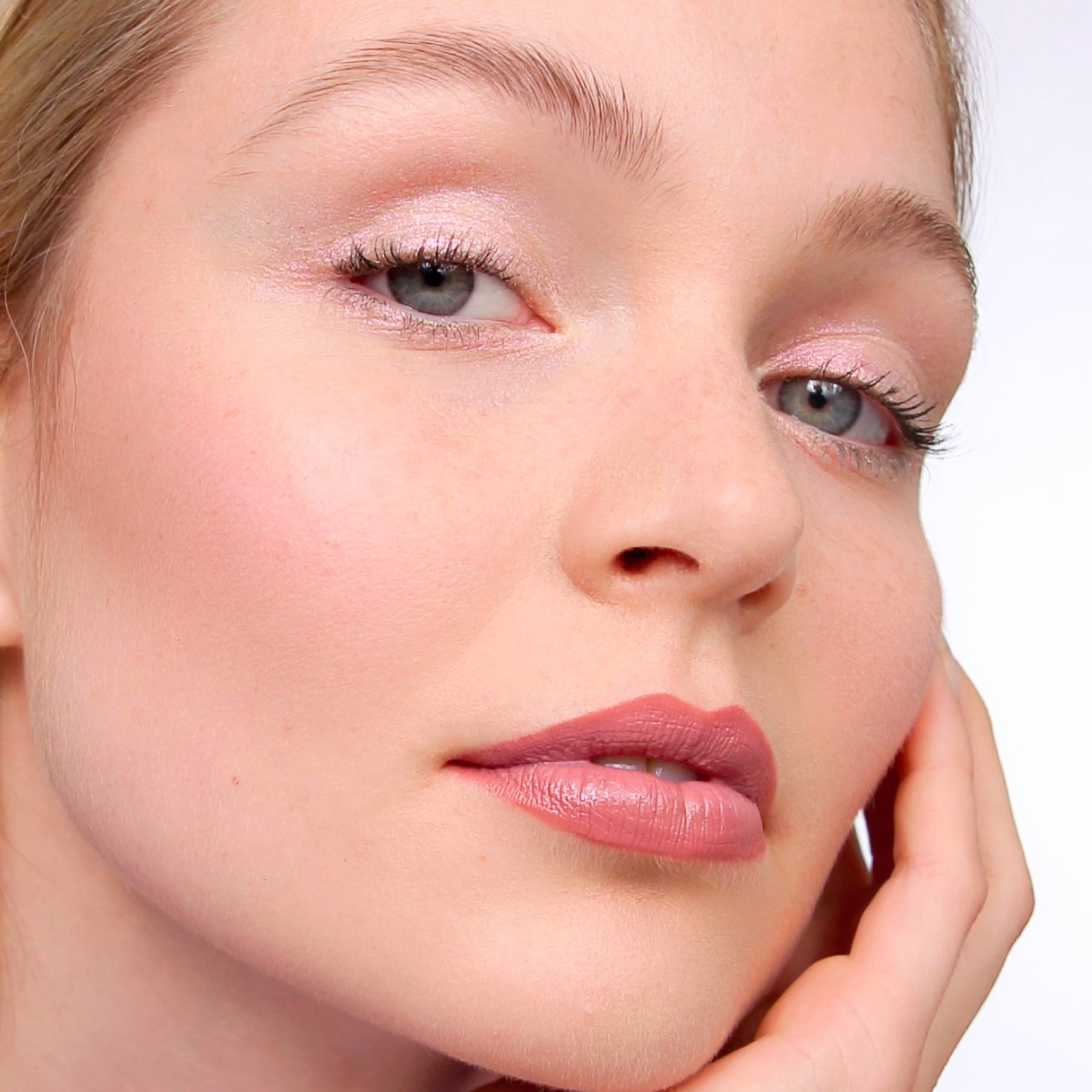 Velvet Love Eyeliner Pencil (Metallic Rose Champagne)