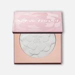 Set & Forget Pressed Translucent Finishing Powder (Universal) Preview Image 1