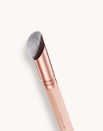146 Concealer Perfector Brush Preview Image 3