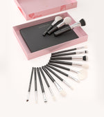 The Artists Brush Set (Black) Preview Image 10
